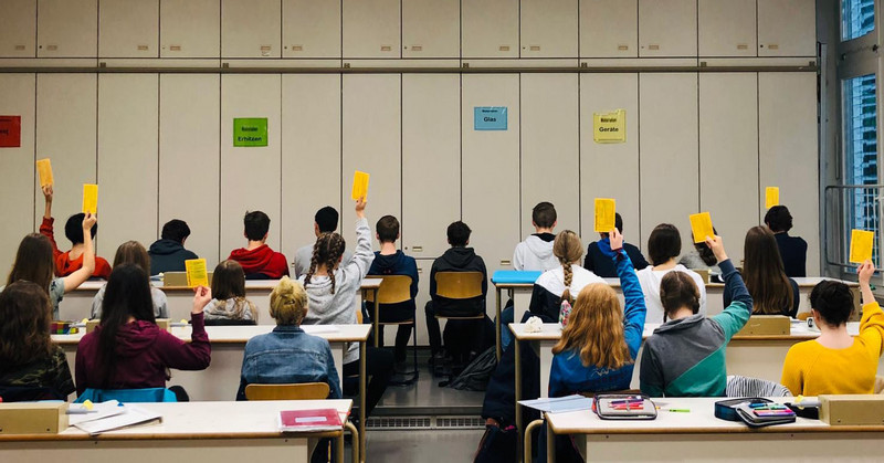 Heidelberg startet mit einer Vortragsreihe für insgesamt 6 Klassen in den Sommer